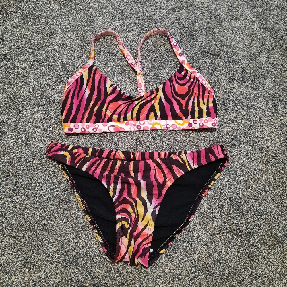 Illusions two-piece swimsuit Heidi Hipster - Safari Jazz, size 32, EUC.